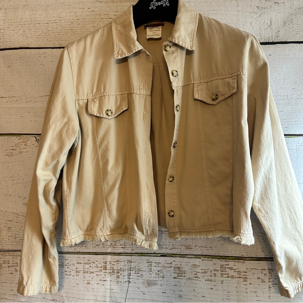 REPUBLIC BLUES Fringe Hem Cropped Women's Light Tan Shirt Jacket Size Large
